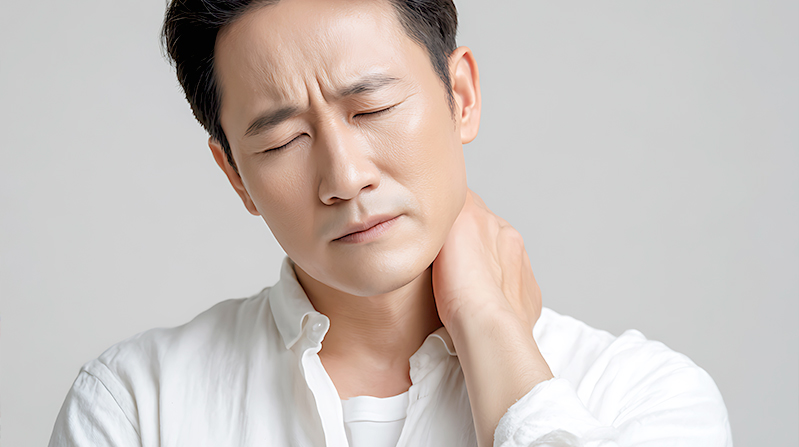 목,어깨 통증 소개 이미지